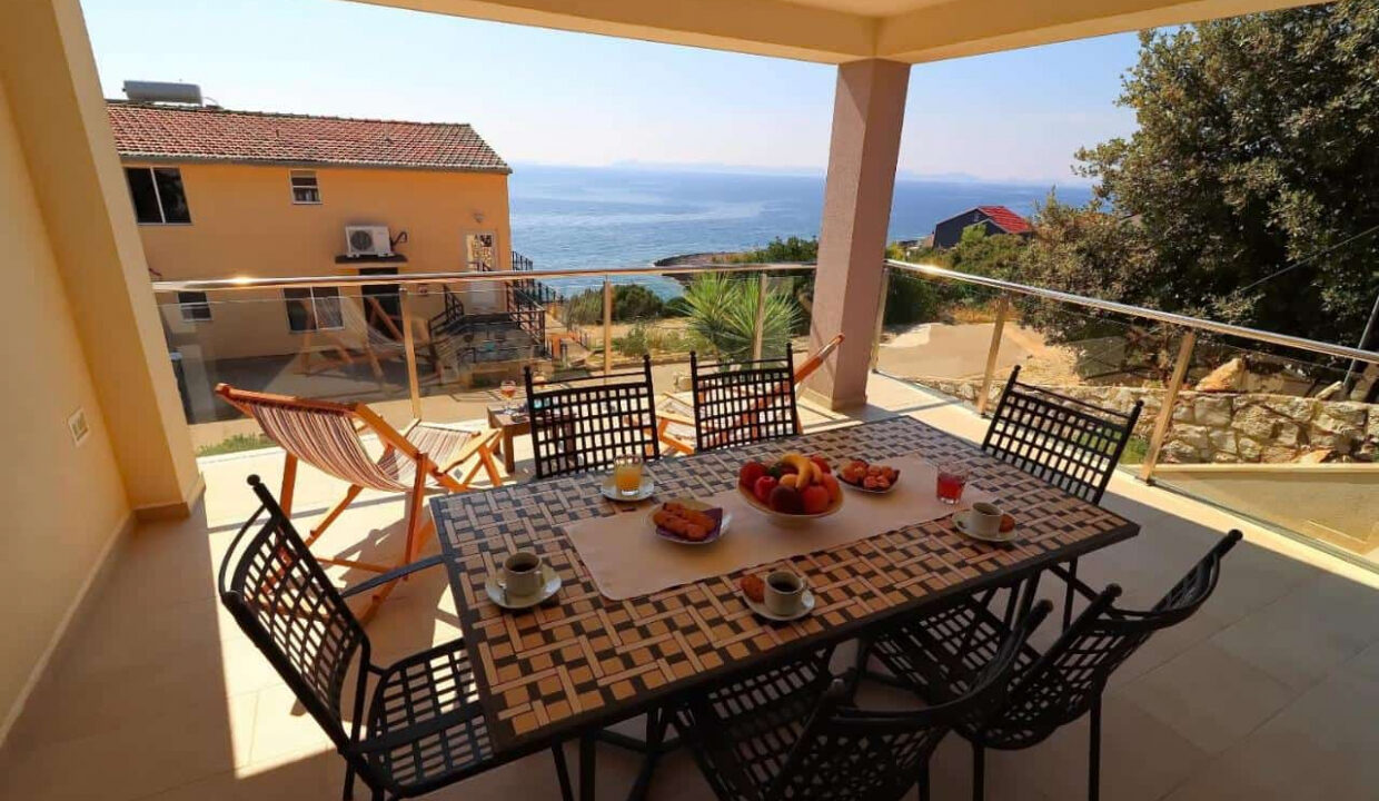 Haus mit Meerblick bei Cara