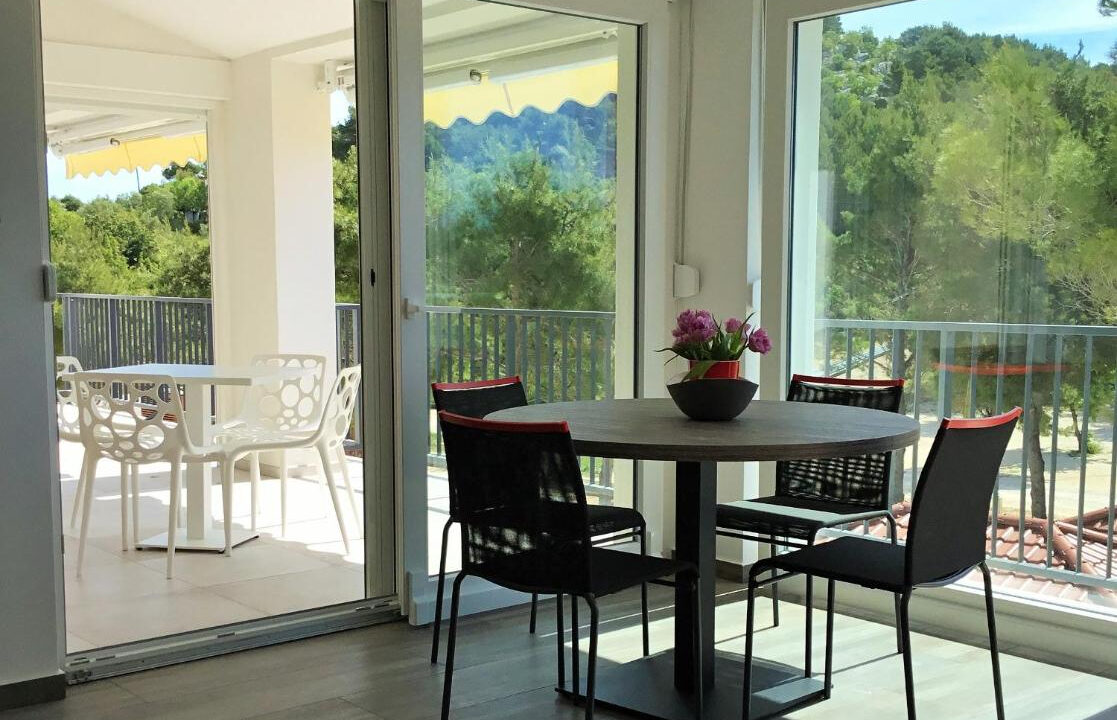 Grundstück am Meer Pakostane