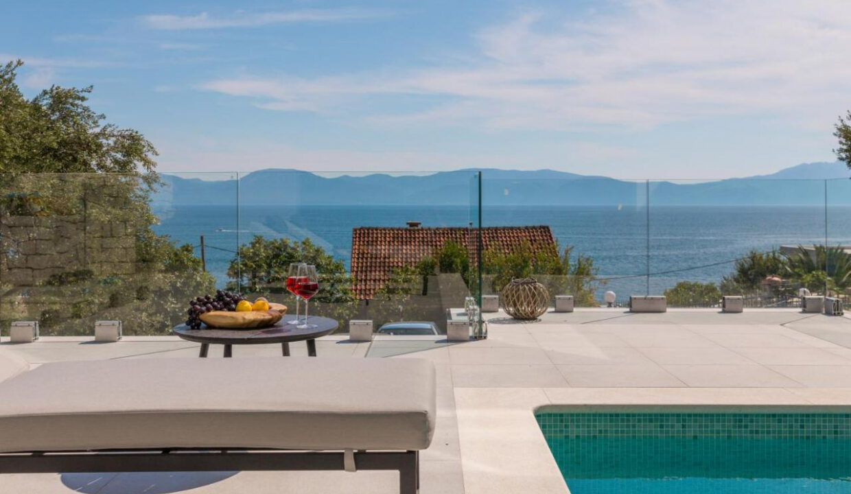 Erstaunliche Villa mit Meerblick