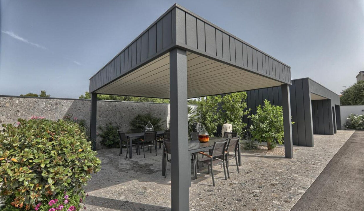 Grundstück am Meer Pakostane