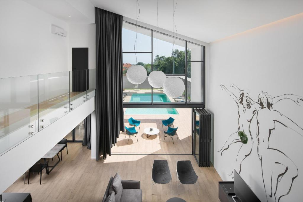 Zeitgenössische luxuriöse moderne Villa - Liznjan, Istrien