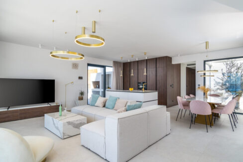 Ausgezeichnete neue Villa in Split