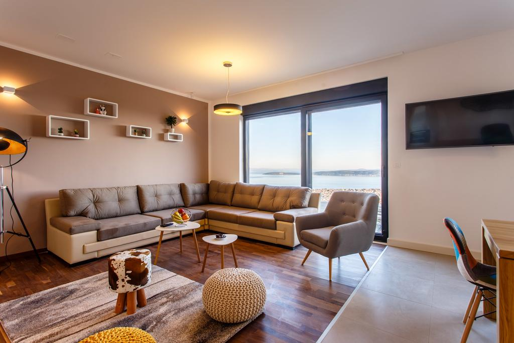 Villa mit Meerblick in einem Vorort von Split
