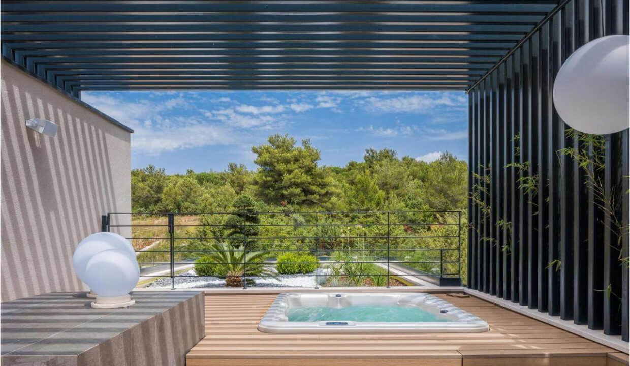 Wunderschöne Villa mit Meerblick in der Nähe von Zadar