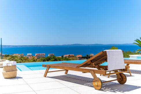 Ausgezeichnete neue Villa in Split