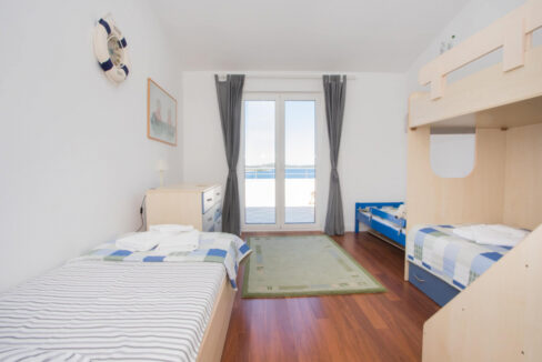 Haus mit Meerblick in der Nähe von Sibenik