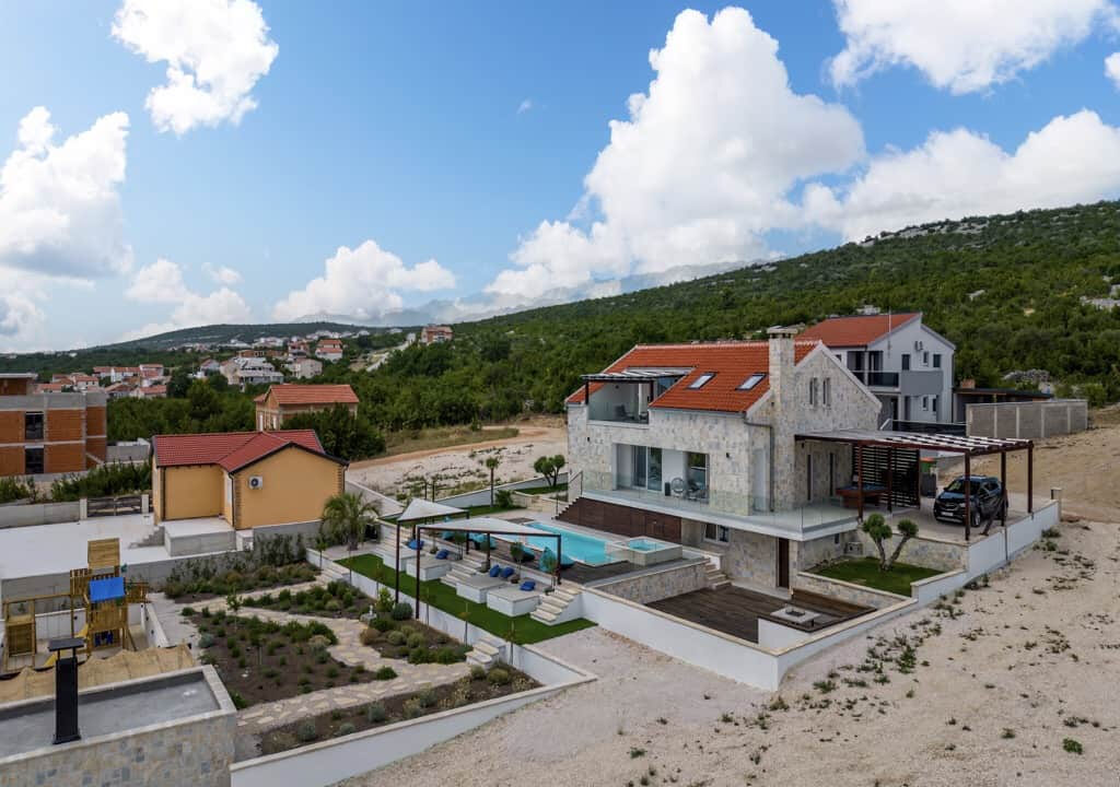 Neues Steinhaus bei Zadar