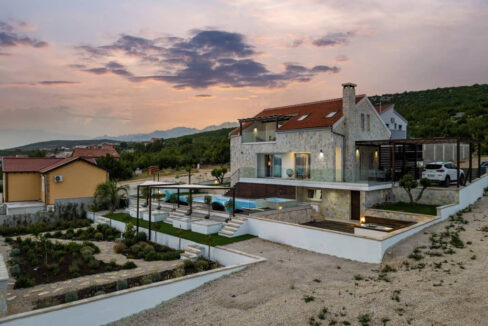 Neues Steinhaus bei Zadar