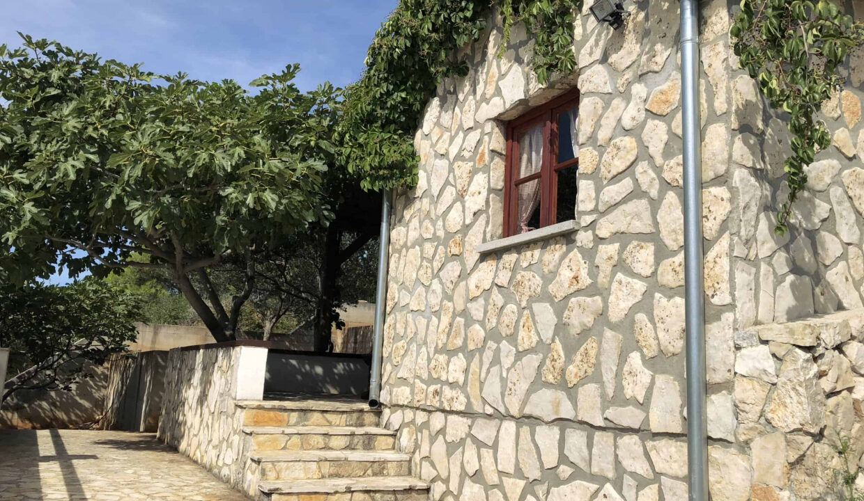 Haus mit Meerblick in der Nähe von Sibenik
